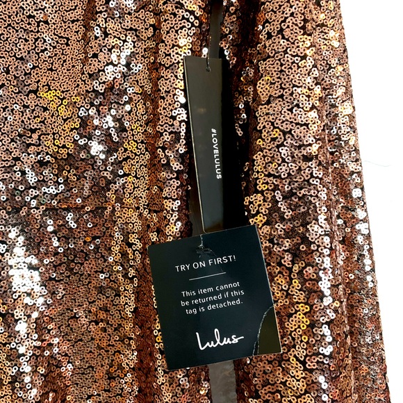 NWT LuLu’s rose gold sequin skater dress - Picture 7 of 10